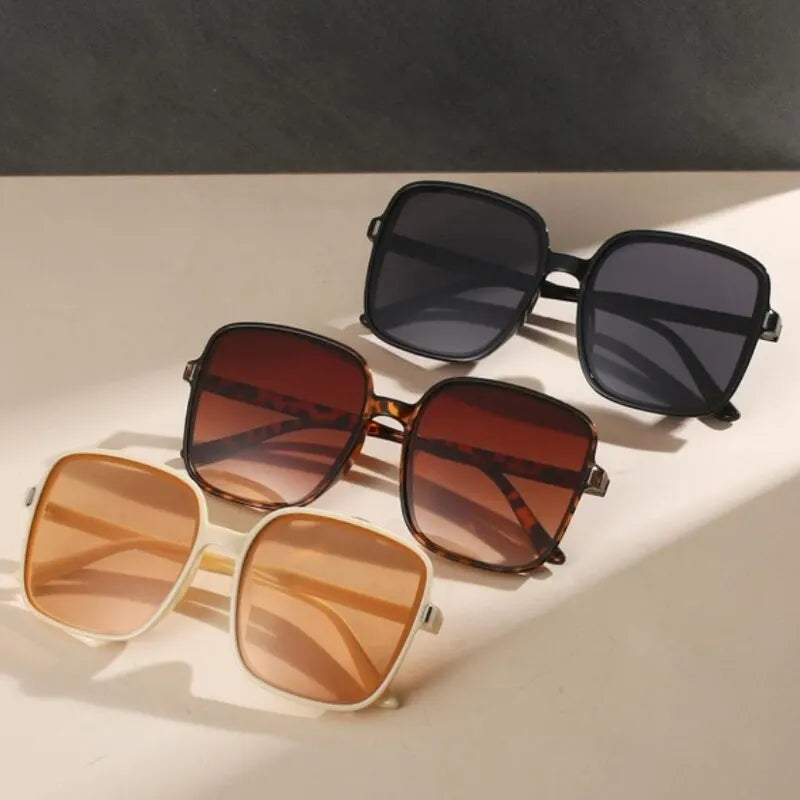 3 women Glasses